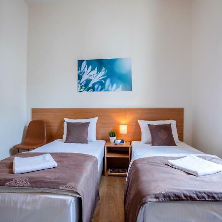 Booking En Suite Belgrade Exterior photo